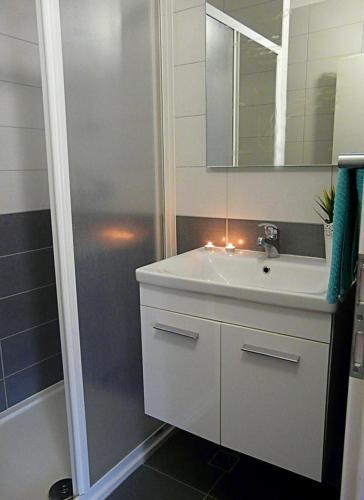 Apartment Drvenik Donja Vala 6756a