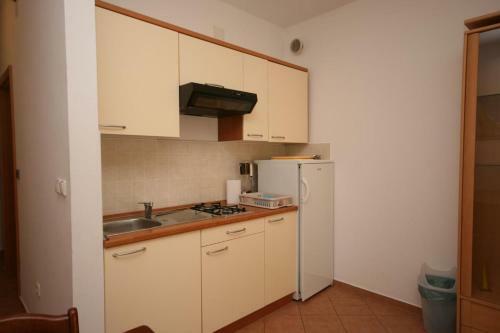 Apartment Novigrad 7017a