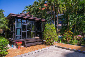 Hotel Nipa Resort
