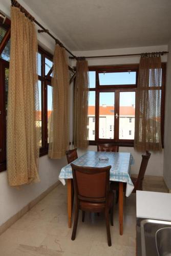 Apartment Baska Voda 6773a