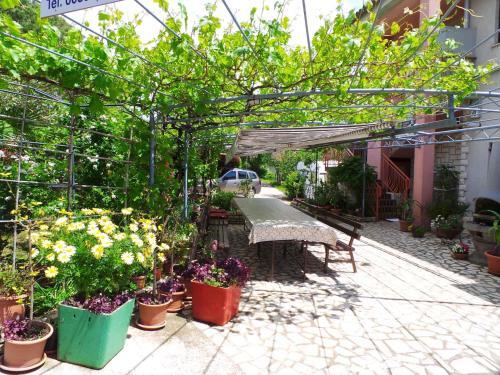 Three-bedroom Apartment In Premantura II