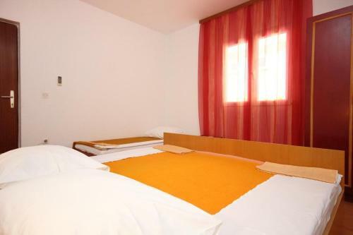 Apartment Orebic 10156b