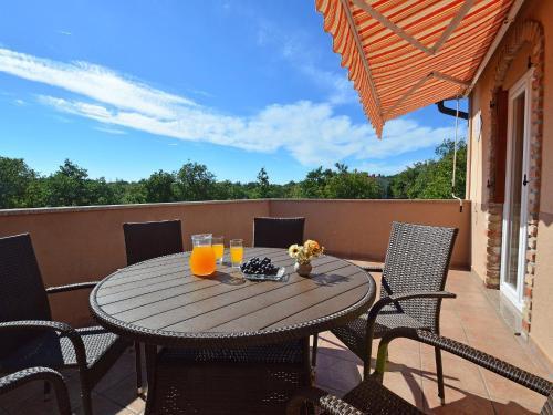 Apartment Alenka