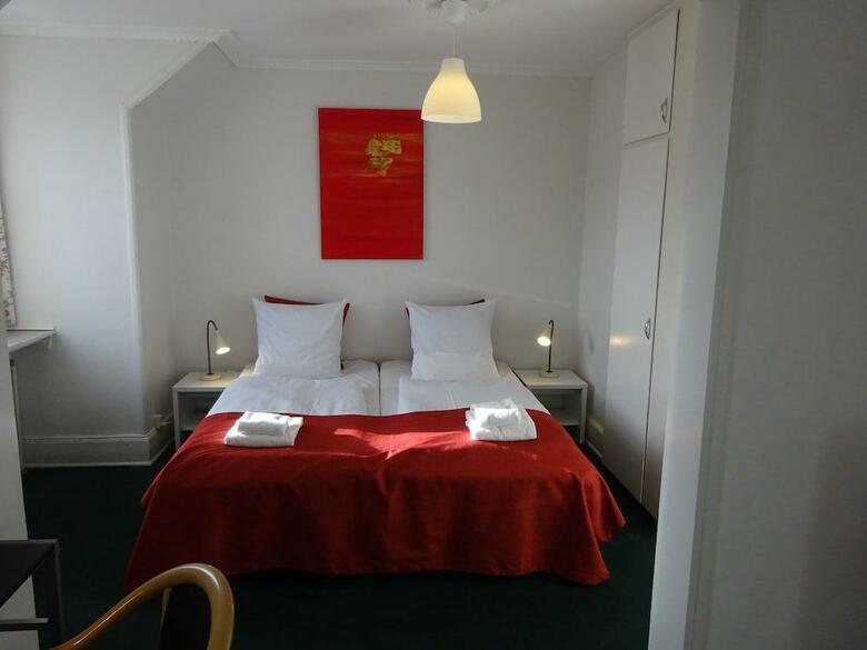 City Hotel Nebo
