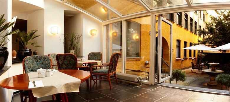 City Hotel Nebo