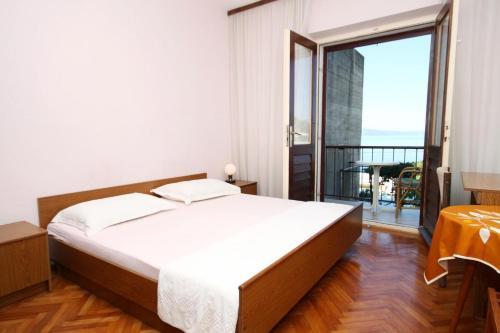 Apartments By The Sea Podgora (Makarska) - 6836