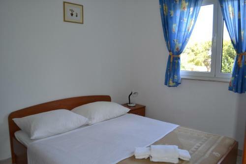 Apartments Munivrana