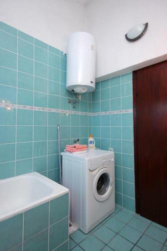 Apartment Slatine 2039c