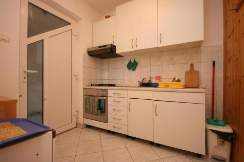 Apartment Pula 6987a