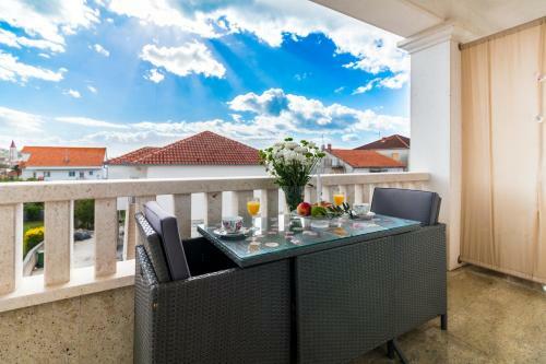 Apartments Jozic