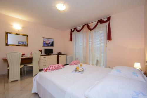Apartments Jozic