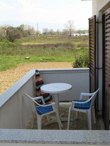 Apartment Lopar 1
