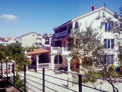 Hostal Palma Guesthouse