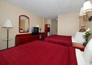 Hotel Quality Inn & Suites