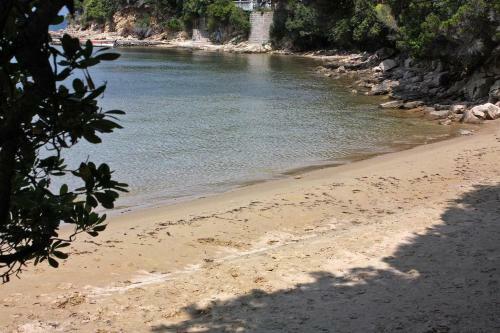 Hostal Apartment Supetarska Draga - Gonar 2002b