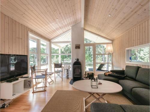 Holiday Home Posereg�rdsvej Aakirkeby X