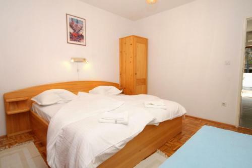 Apartment Ivan Dolac 8700d