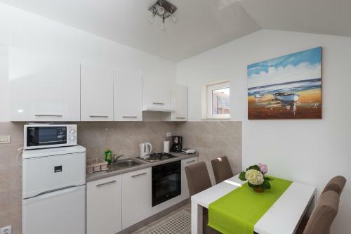 Apartments Lea