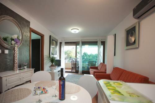 Residence Apartments Anamaria