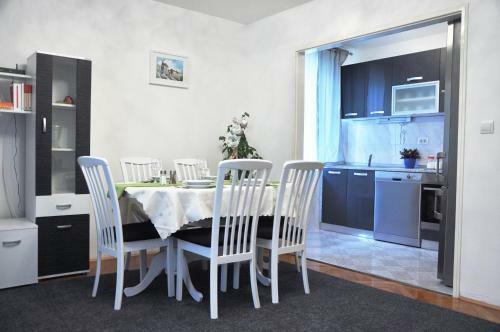 Apartment Center