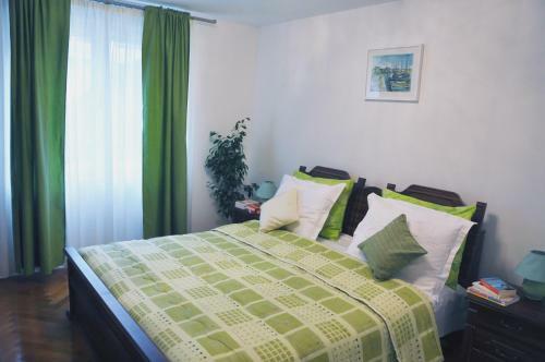 Apartment Center