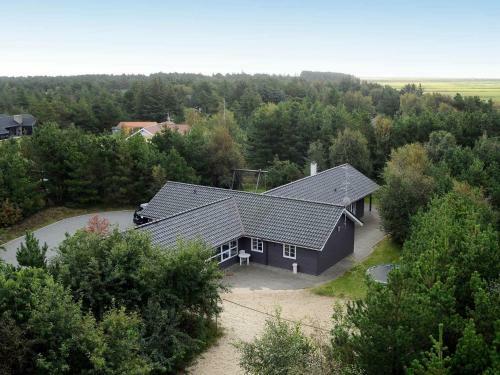 Five-bedroom Holiday Home In R�m� 2