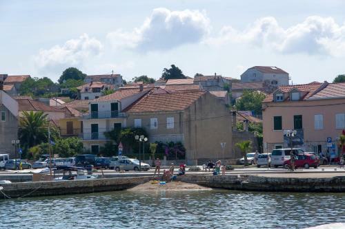 Apartments Vela Luka
