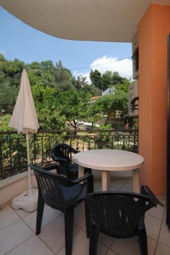 Apartment Podgora 6725b