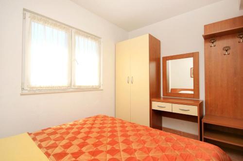 Apartments With A Parking Space Baska Voda (Makarska) - 10027