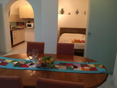 Seafront Garden Apartments Lumbarda