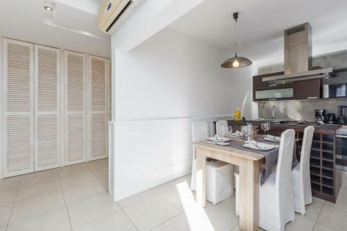 Apartments Bori