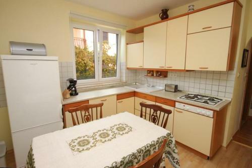 Apartments With A Parking Space Novigrad - 7120