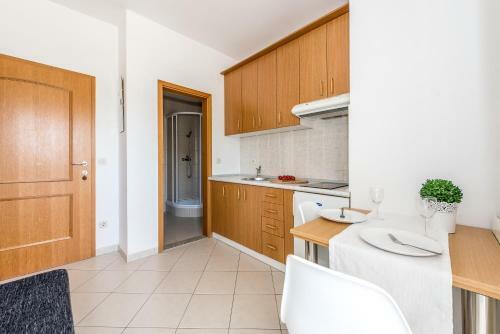 Apartment Tihi