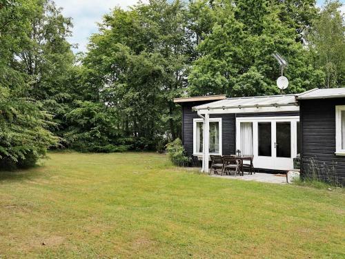 Three-bedroom Holiday Home In Hornb�k 2