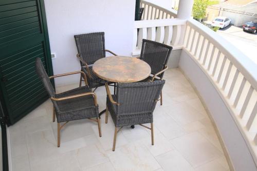 Apartment Makarska 3751g