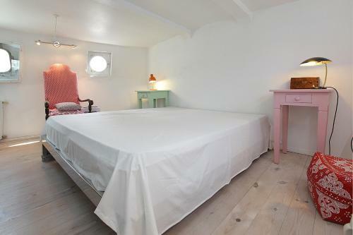 Copenhagen Houseboat