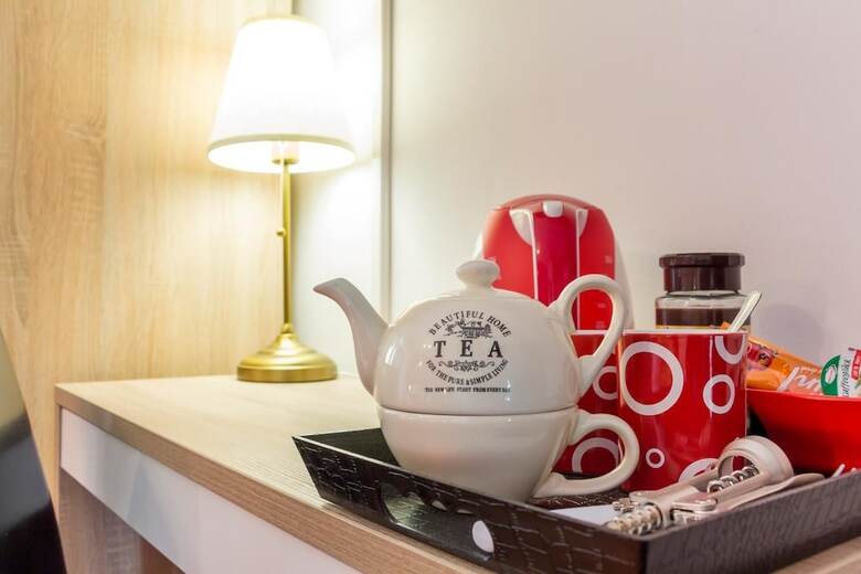 Hostal Top Center Rooms & Studio