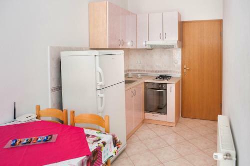 Apartments Maji?