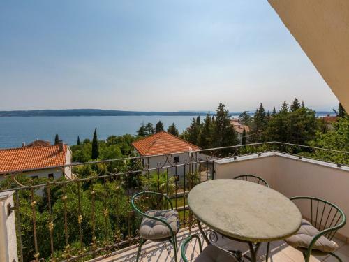 Apartment Pericic Zuti
