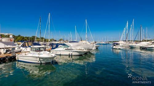 Rona Apartment Zrinka