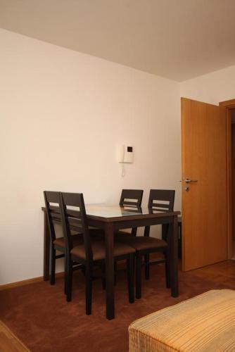 Apartment Makarska 3751e