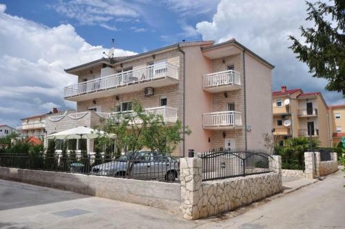 Apartment Kastel Stafilic 6118b