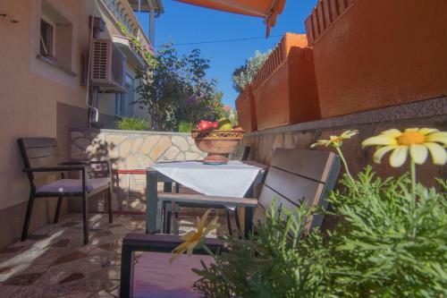 Apartments Dekani? Krk