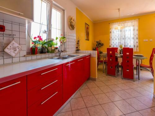 Holiday Home Kutija