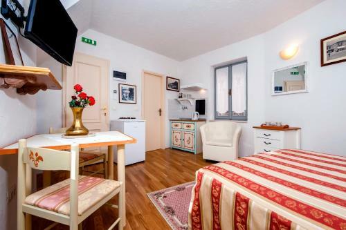 Hostal Guest House Sotto I Volti