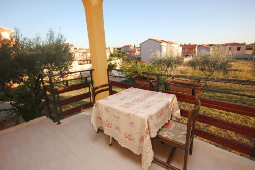 Apartment Novigrad 7142b