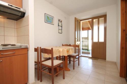 Apartment Susak 8050d