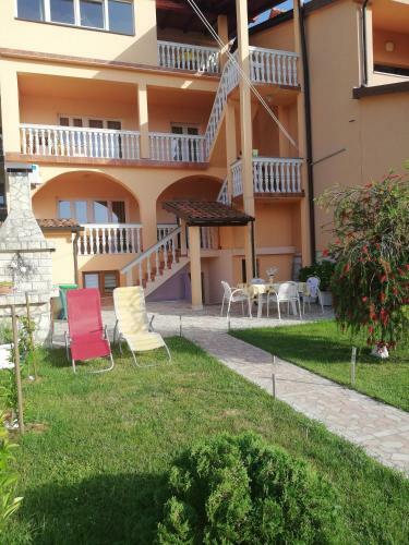 Apartment Zdravko