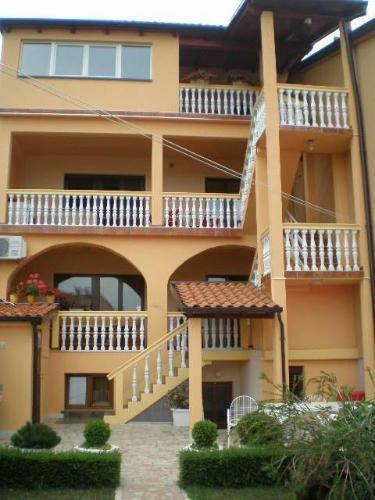 Apartment Zdravko