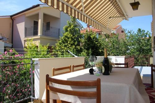 Apartment Porec, Mirna River 5